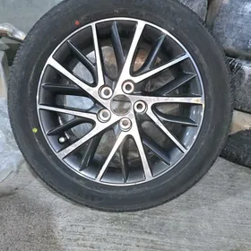 Lexus es diska haliji