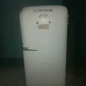 HOLODILNIK MOROZILNIK