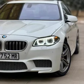 BMW F10 M5 2011