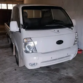 Kia Bongo 2004