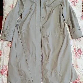 Женский плащ