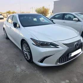 Lexus ES 350 2021
