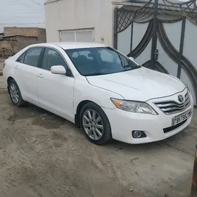 Toyota Camry 2010