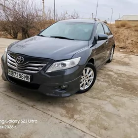 Toyota Camry 2011