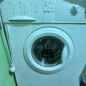 СТИРАЛЬНАЯ МАШИНА 1300 МА НА Т