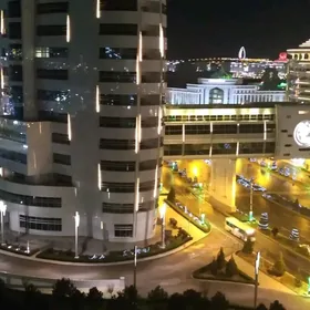 MOSKOWSKI 3 KOMNAT ELITKA