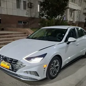 Hyundai Sonata 2020