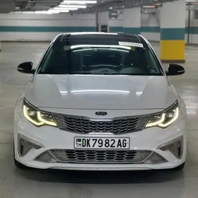 Kia Optima 2021