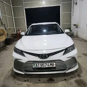 Toyota Camry 2022