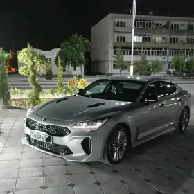 Kia Stinger 2018