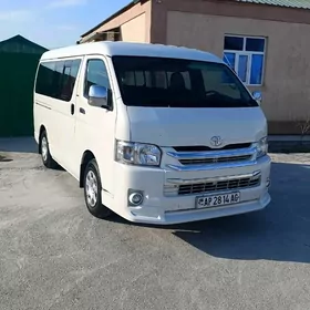 Toyota Hiace 2006