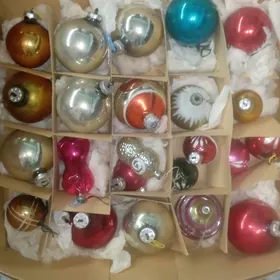 Ёлочные игрушки