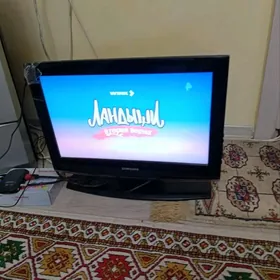 telewizor 28-lik samsung