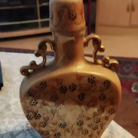 Изделия из фарфора.