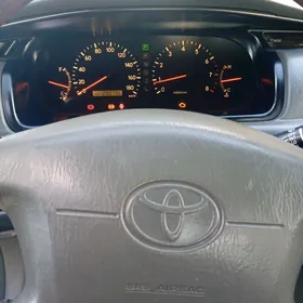 Toyota Camry 2001