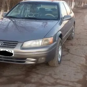Toyota Camry 1998
