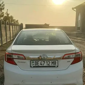 Toyota Camry 2011