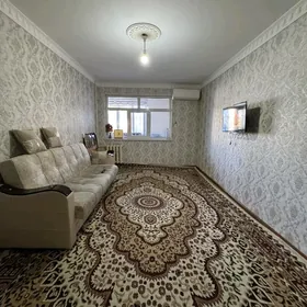 11 МКР. 3 КОМН. 1 ЭТ.