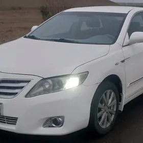 Toyota Camry 2011