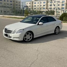 Mercedes-Benz E350 2011