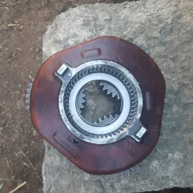 volvo mosyn̈ palosy