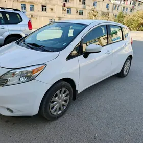 Nissan Versa Note 2016