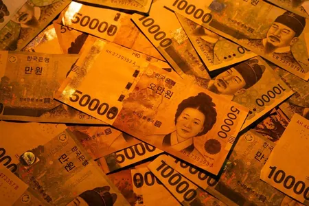 Южнокорейская вона рухнула до минимума за 17 лет