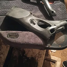 задняя обшивка Опель вектра В