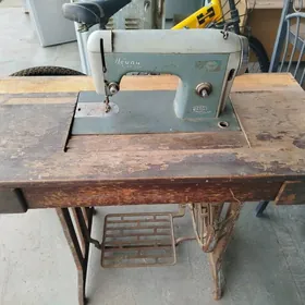 швейная машина Руминия