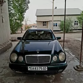 Mercedes-Benz 190E 1996