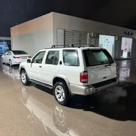 Nissan Pathfinder 2002