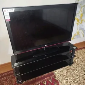 LG  телевизор 42 оргинал