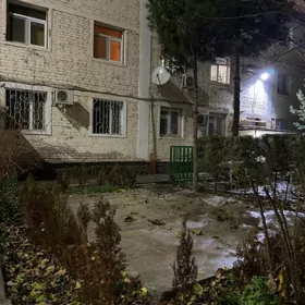 5 mkr. 3 KOMNAT  1 etaj.