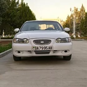 Hyundai Sonata 1997