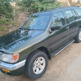 Nissan Pathfinder 1997