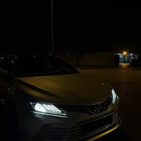 Toyota Camry 2024