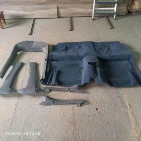 kece plastmaslary bilen