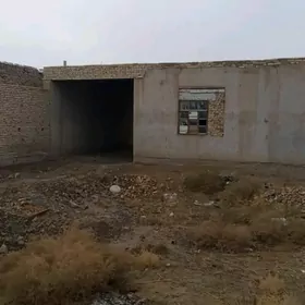 Jyl pasolluk 22-domuň arkasy