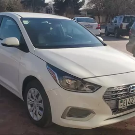 Hyundai Accent 2021