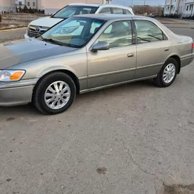 Toyota Camry 2000