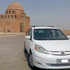 Toyota Sienna 2009