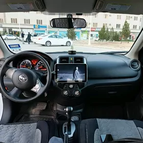 Nissan Versa 2013