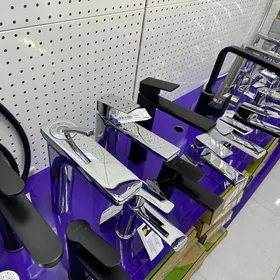 СМЕСИТЕЛИ ДЛЯ ВАННОЙ