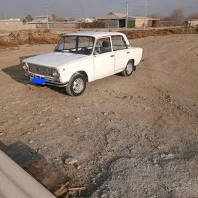 Lada 2104 1980
