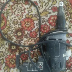 шуруповерт электрический