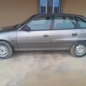 Opel Astra 1992
