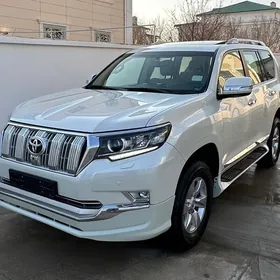 Toyota Land Cruiser Prado 2022