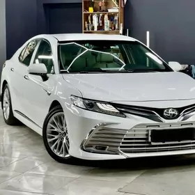 Toyota Camry 2018