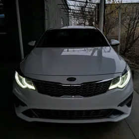 Kia Optima 2020