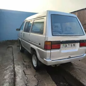 Toyota Town Ace 1989